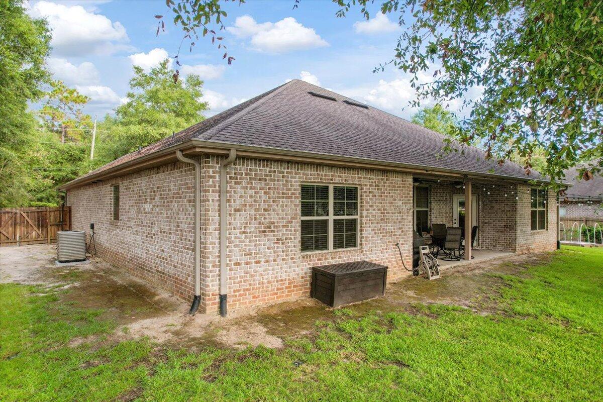 OAKRIDGE PLACE S/D LOT 2 - Residential