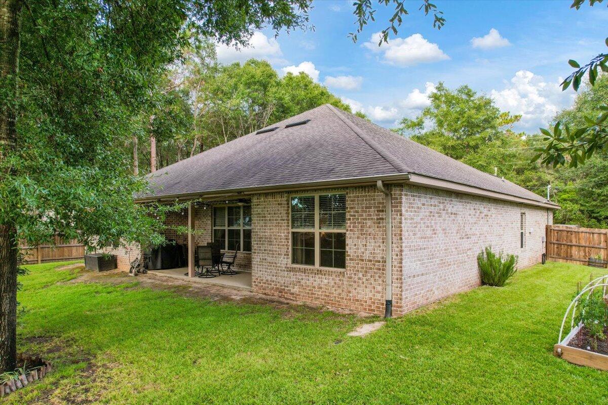 OAKRIDGE PLACE S/D LOT 2 - Residential