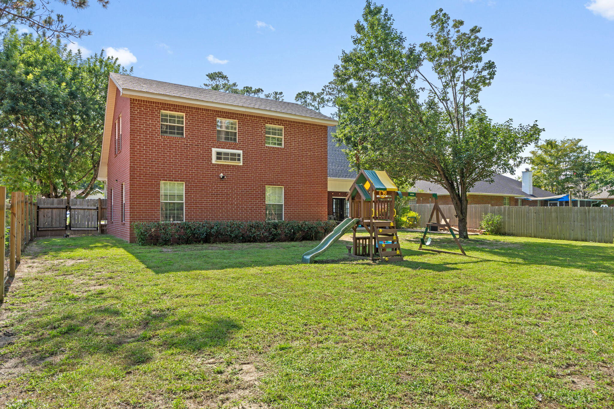 BERNATH PLACE THE - Residential