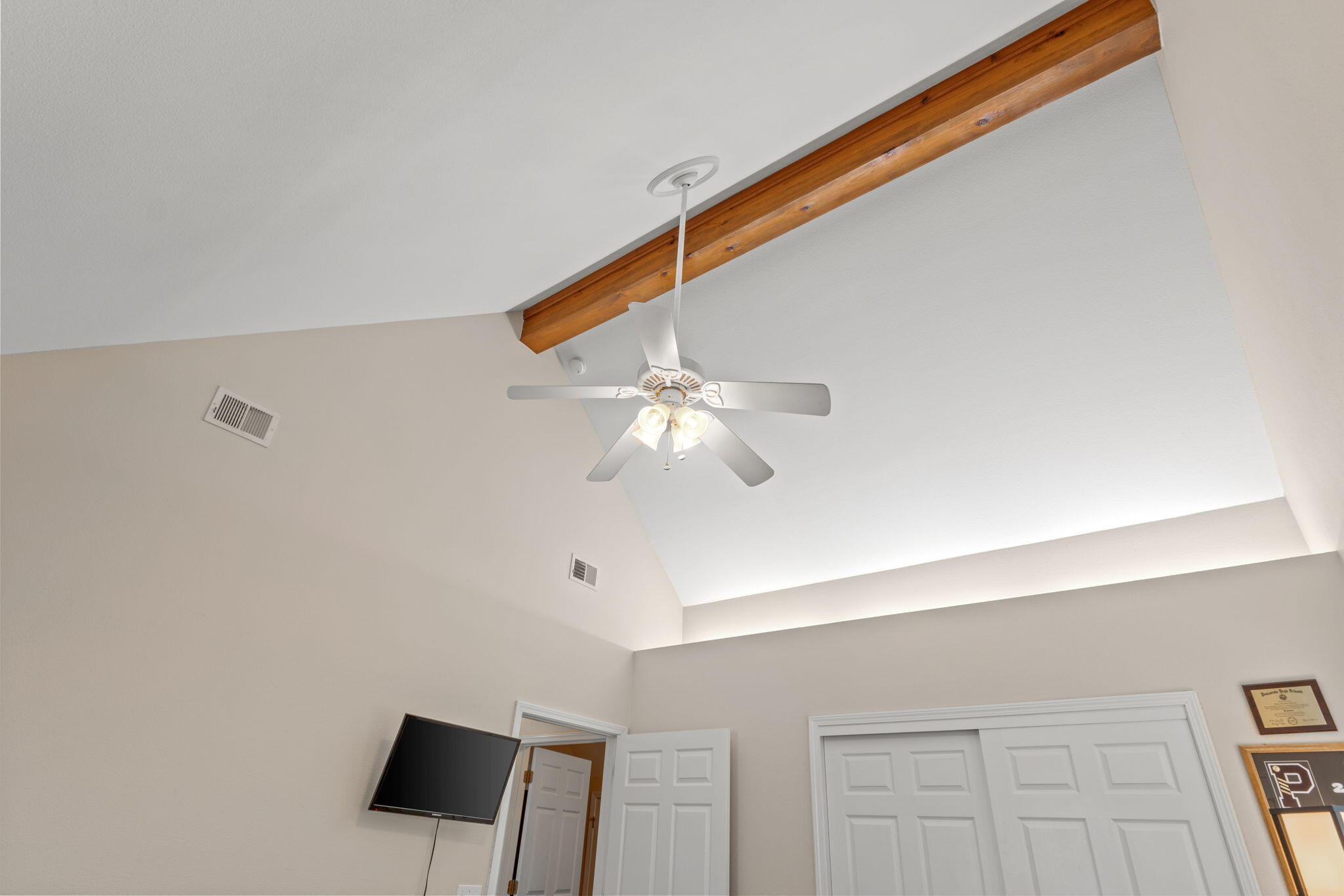 BERNATH PLACE THE - Residential