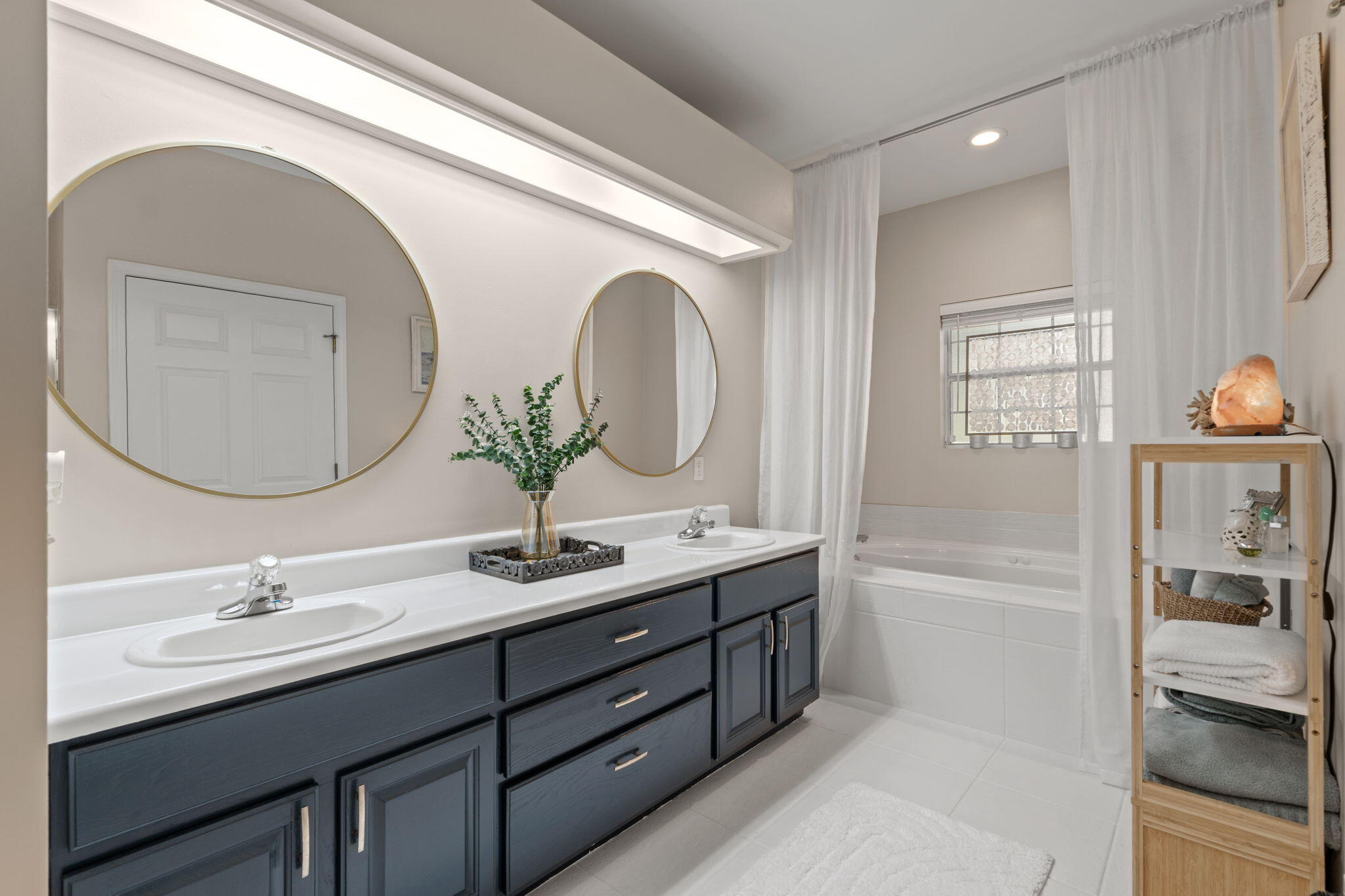 BERNATH PLACE THE - Residential