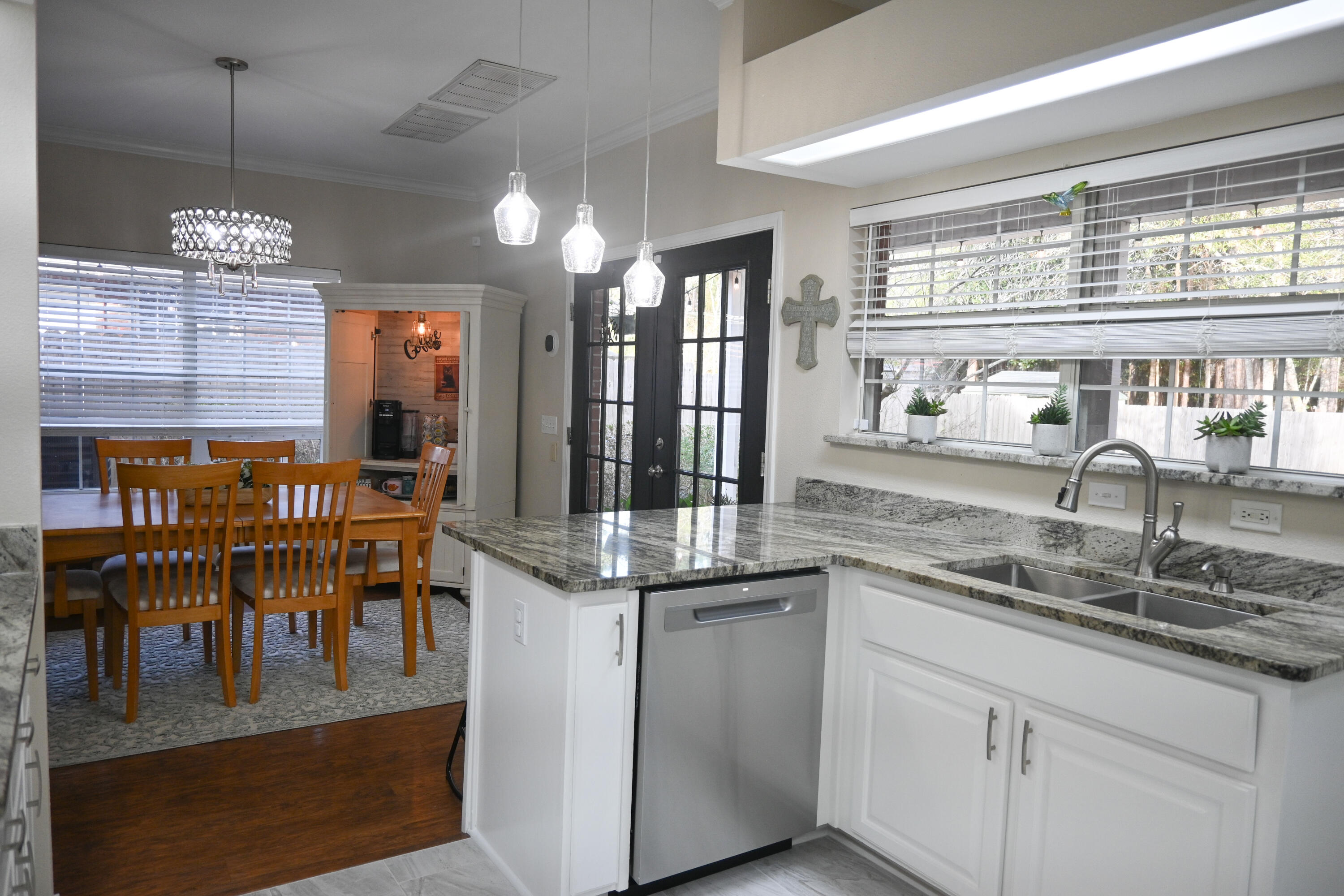 BERNATH PLACE THE - Residential