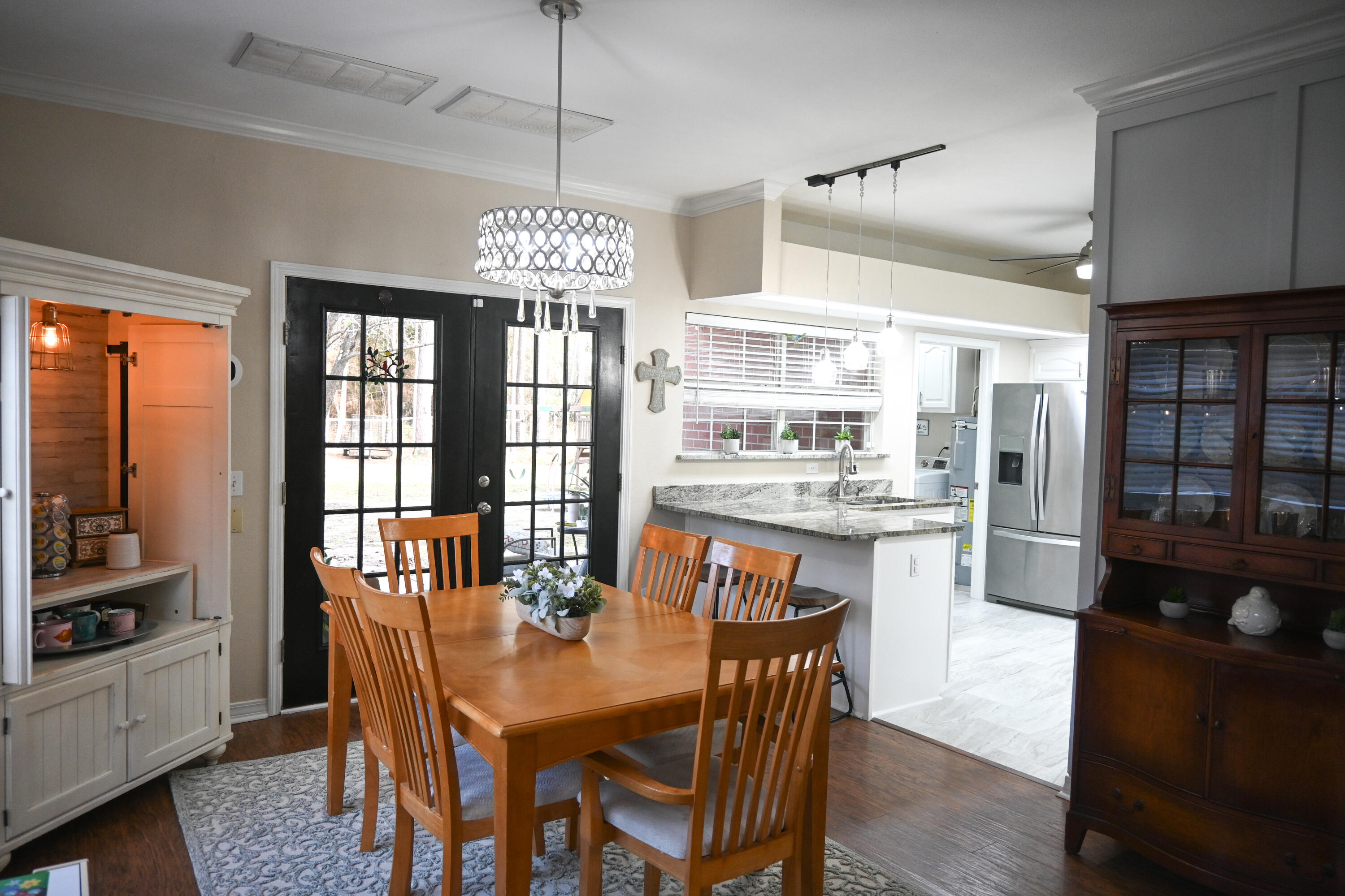 BERNATH PLACE THE - Residential