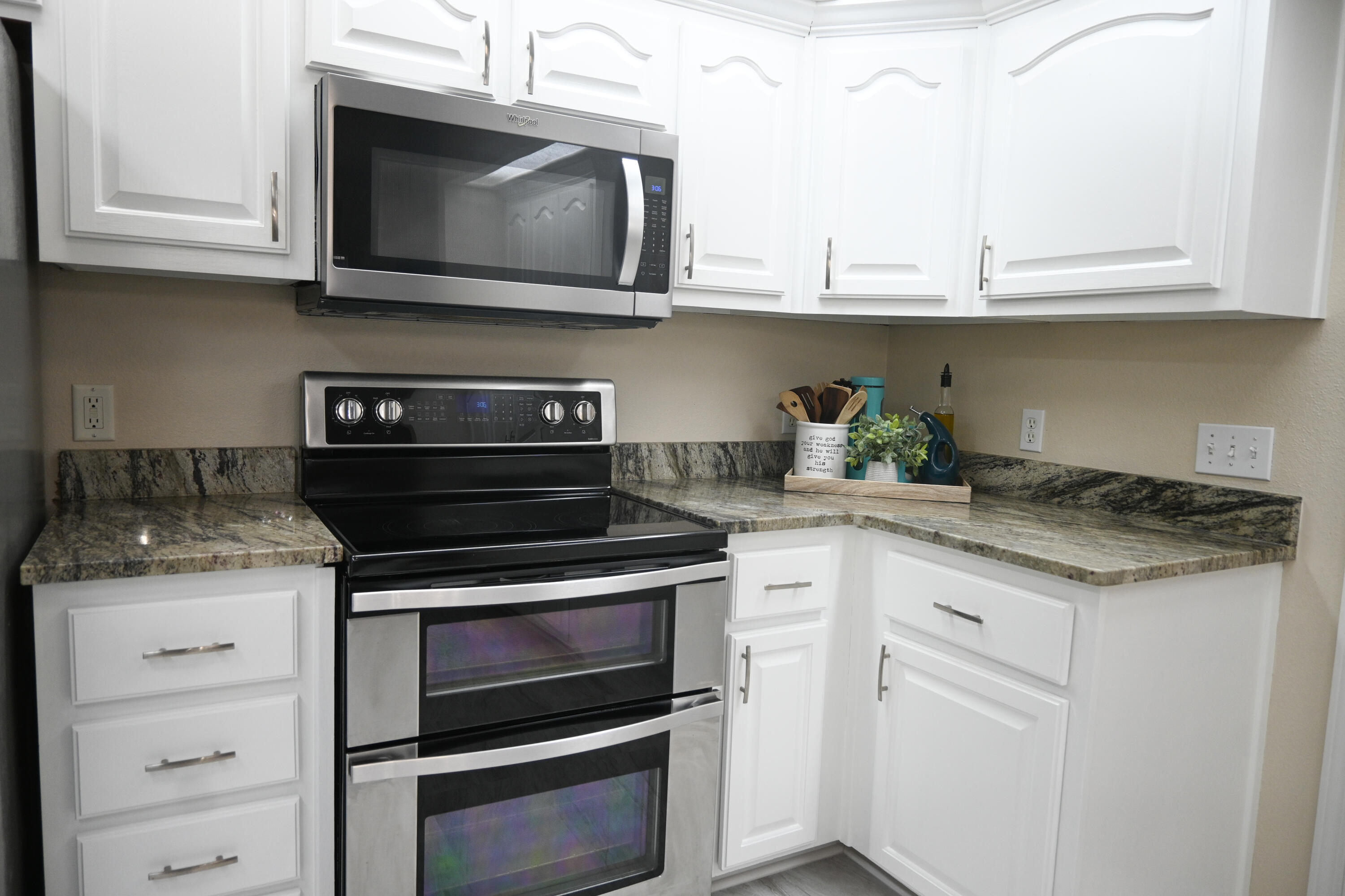 BERNATH PLACE THE - Residential