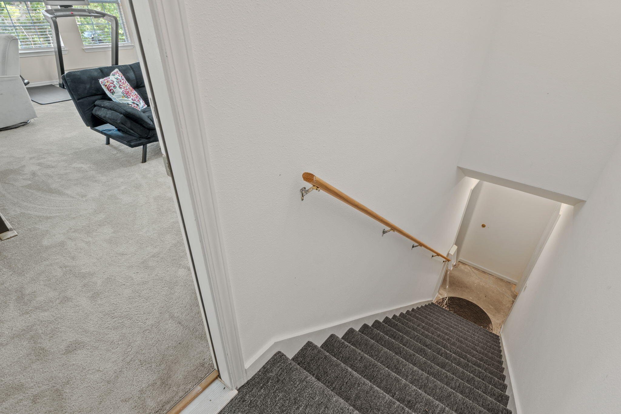 BERNATH PLACE THE - Residential