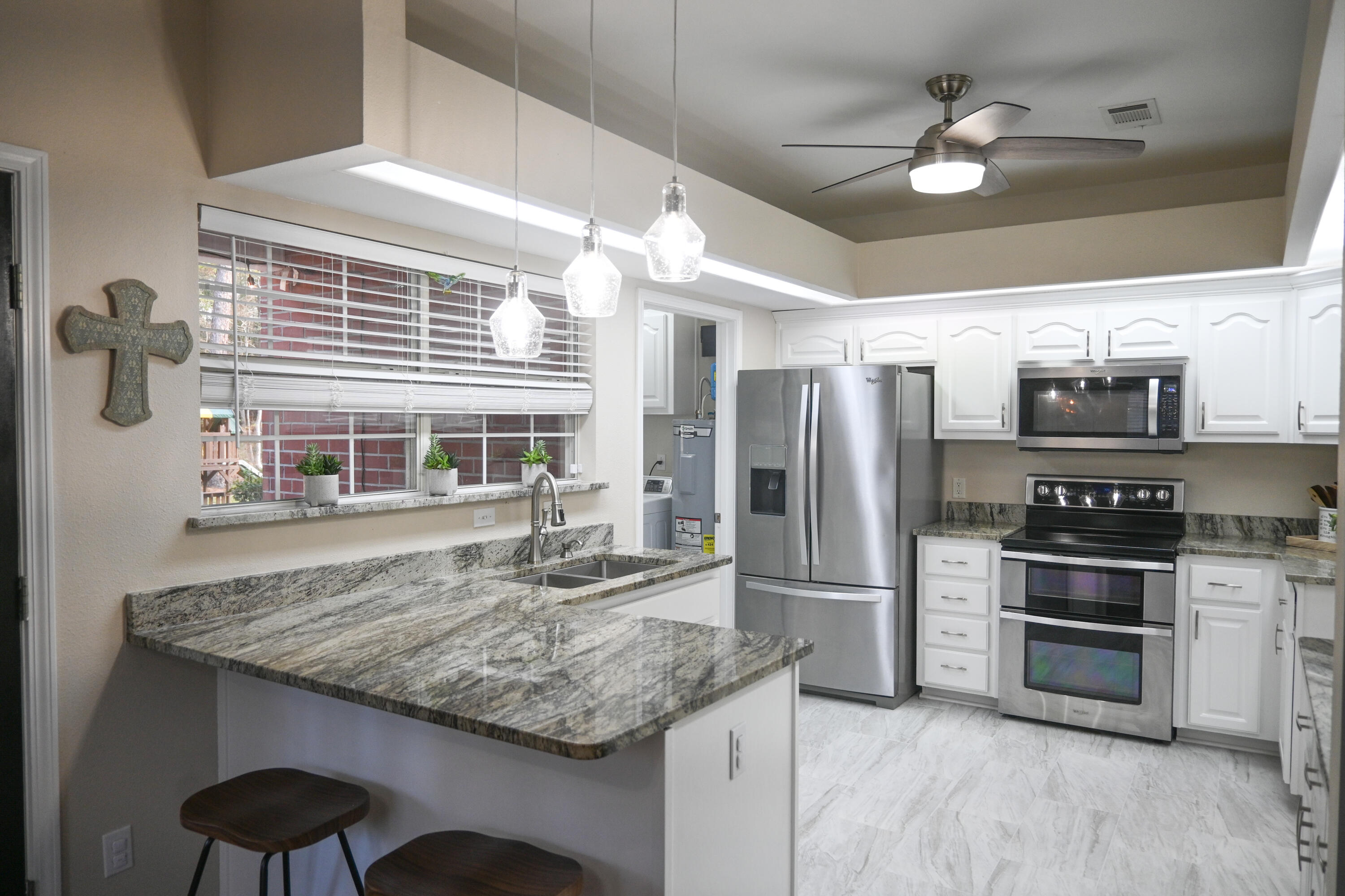 BERNATH PLACE THE - Residential