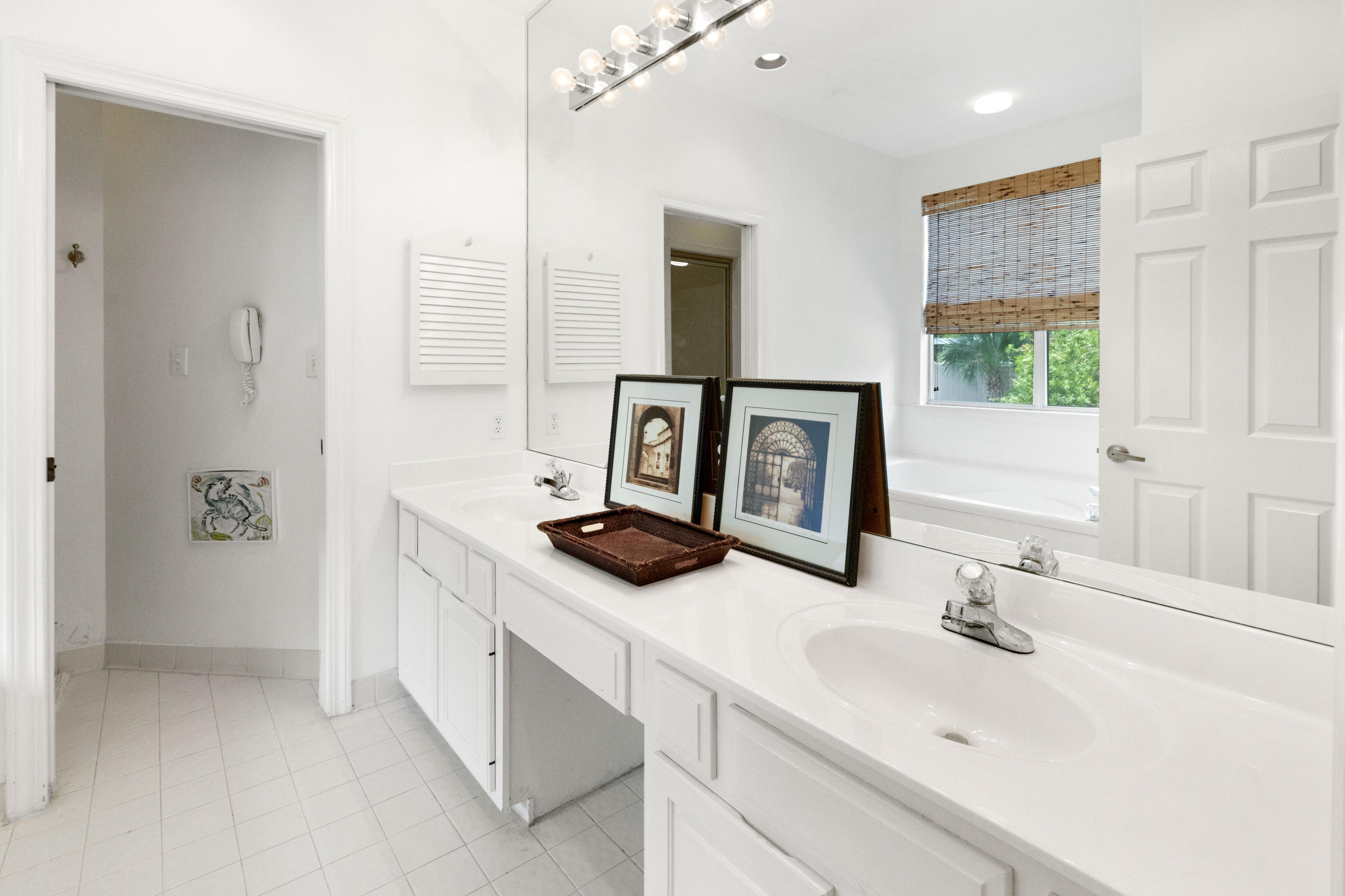 HIDDEN DUNES BEACH VILLAS - Residential