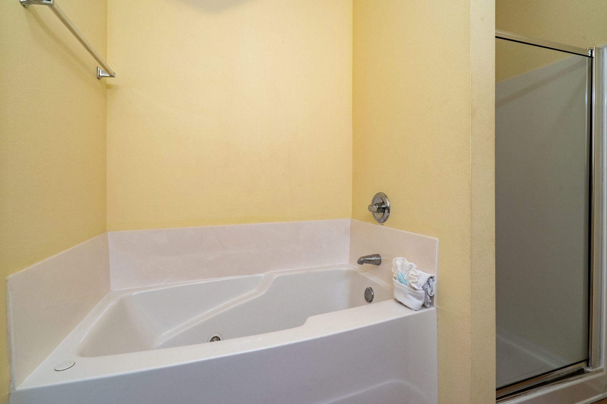 SEABREEZE COTTAGES - Residential