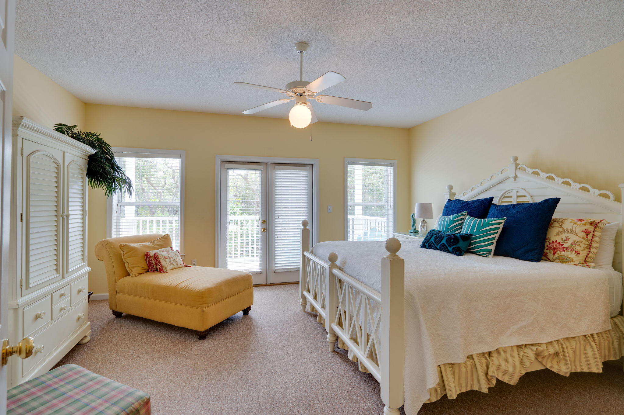 SEABREEZE COTTAGES - Residential