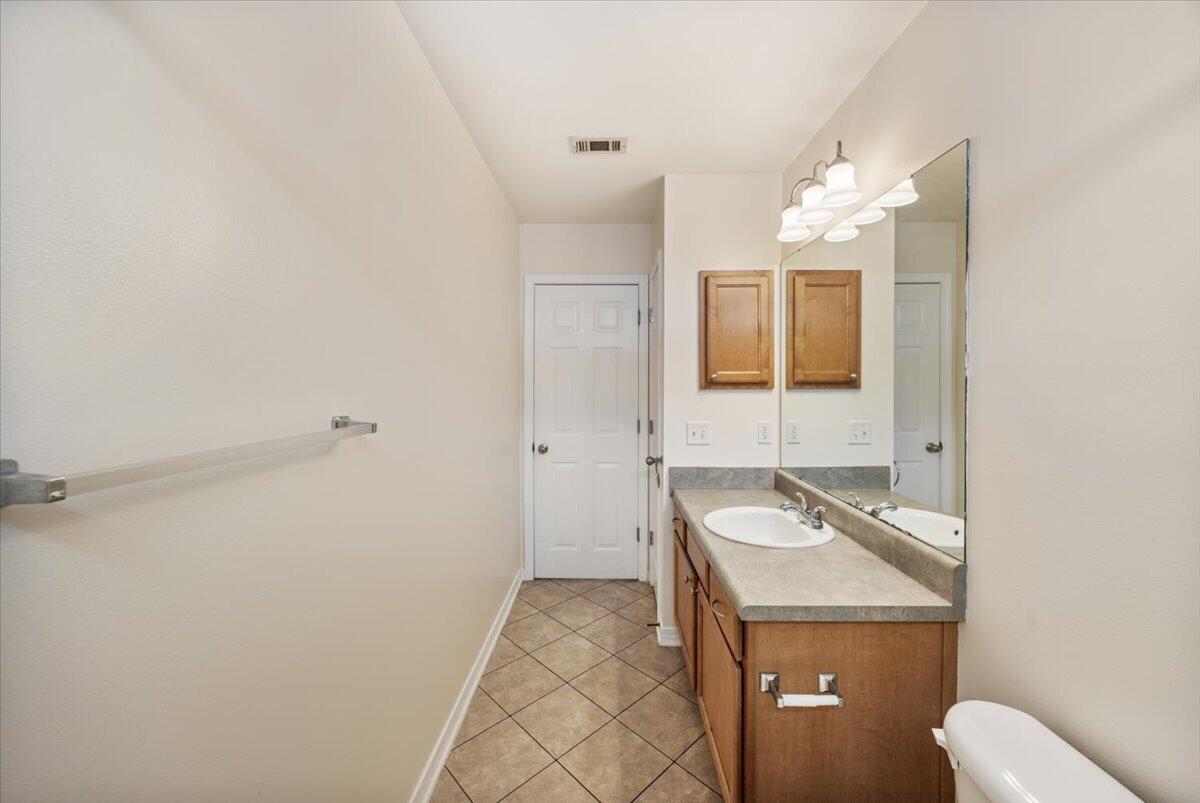 SHADOW LAKES - Residential