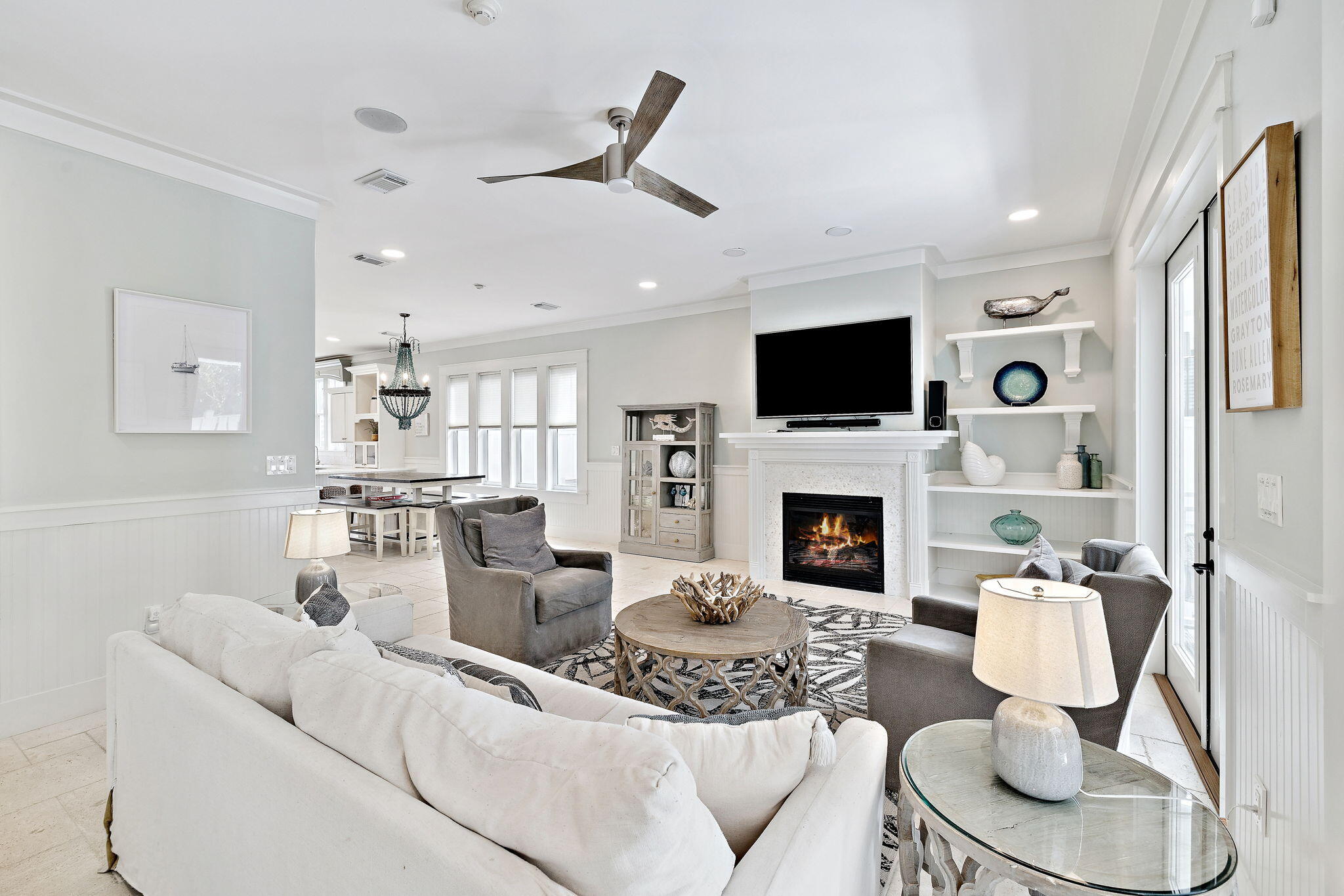 COTTAGES AT EASTERN LAKE - Residential