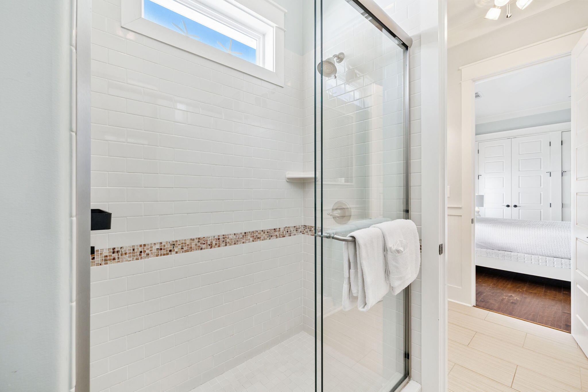 COTTAGES AT EASTERN LAKE - Residential