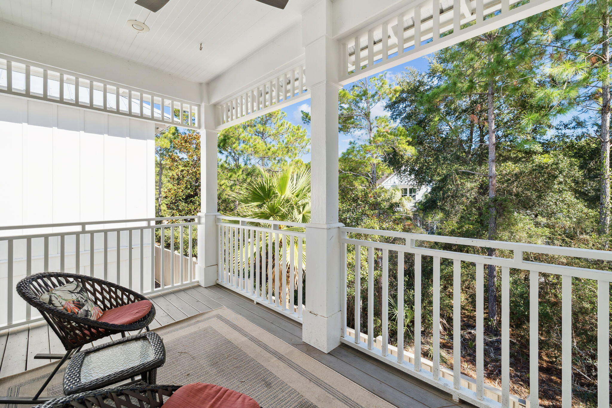 COTTAGES AT EASTERN LAKE - Residential