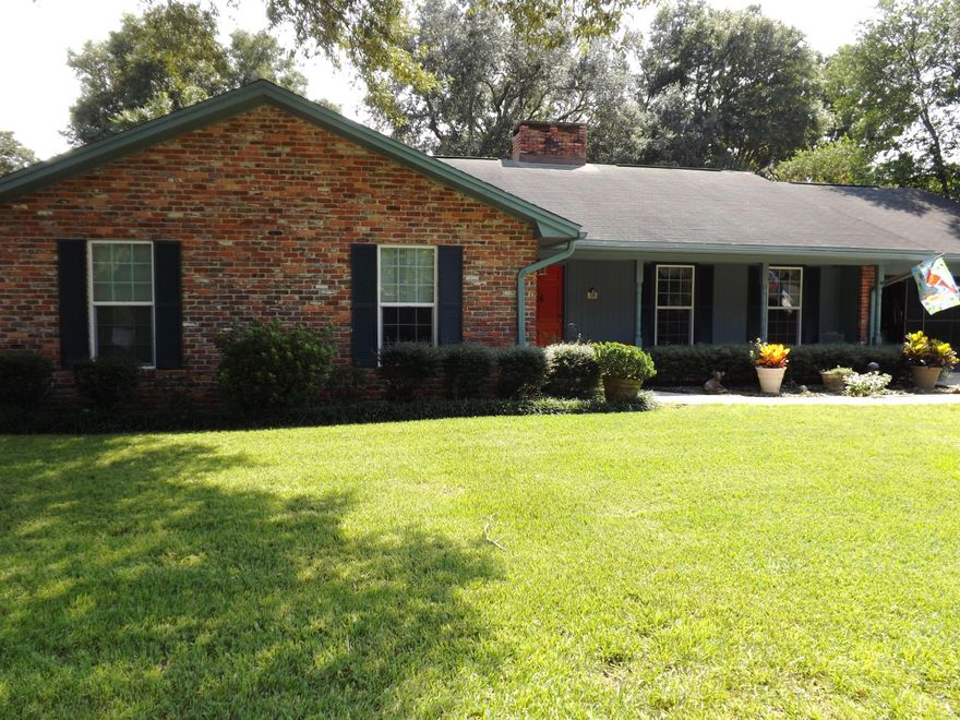 This is what you have been waiting for!!! A beautiful 3/2.5 home with a pool and fenced yard in Kenwood; one of the most sought after subdivisions in Ft. Walton Beach. This home has been pampered and it shows. Large, bright kitchen overlooks a perfectly manicured back yard. Den with fireplace exits to screened back porch and in-ground swimming pool. Master bedroom features sitting area, 2 large closets and master bath with double vanities and walk-in shower. Skylights in kitchen and hall bath. Laundry room dimensions include the half bath. Recently updates include: A/C 2009, Windows 2012, Dishwasher and Stove 2013, Lawn pump and pool pump 2014, Pool liner 2015, privacy fence 2017. Make an appointment today to see all the other many extras this home has to offer.