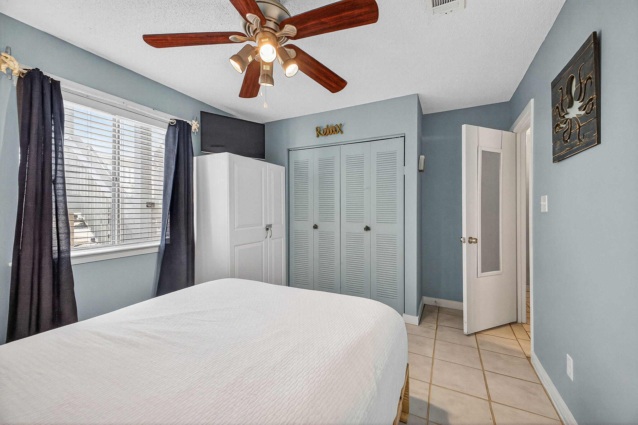 ISLAND HOME CONDO - Residential