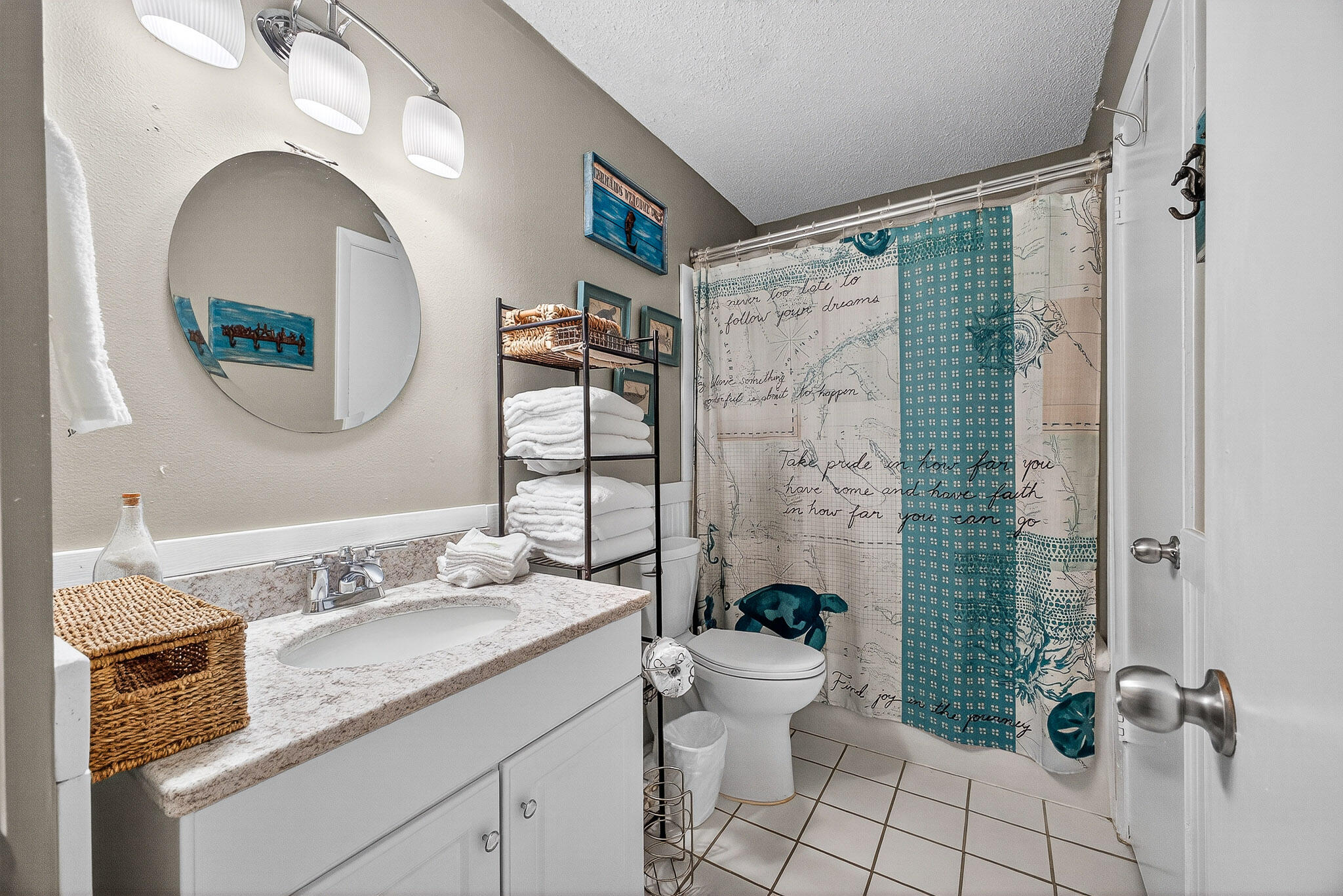 ISLAND HOME CONDO - Residential