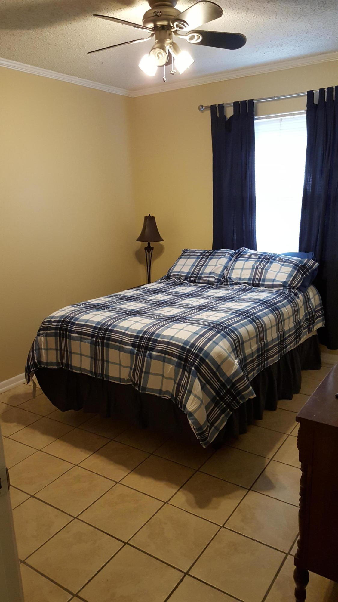 COLLEGE WOOD UNIT 2 - Residential