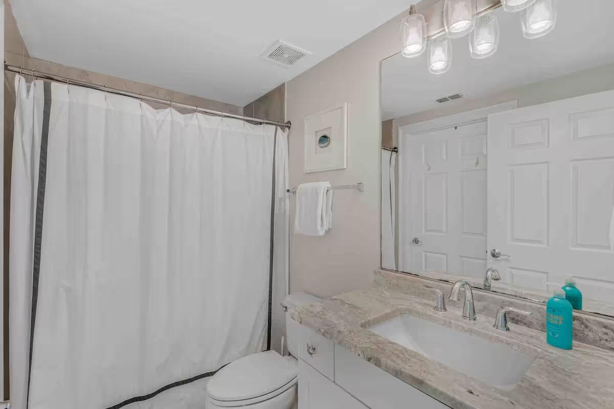 STERLING SHORES - Residential