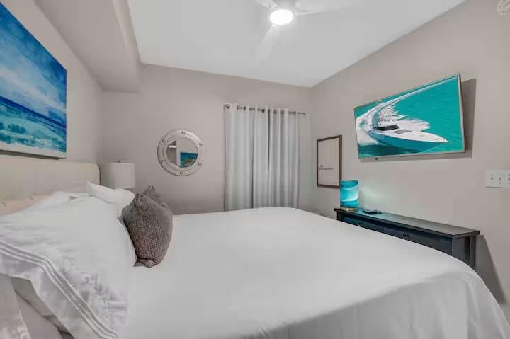 STERLING SHORES - Residential