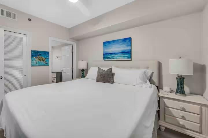 STERLING SHORES - Residential