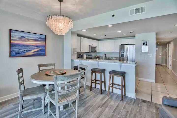 STERLING SHORES - Residential
