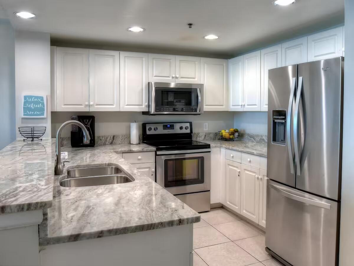 STERLING SHORES - Residential