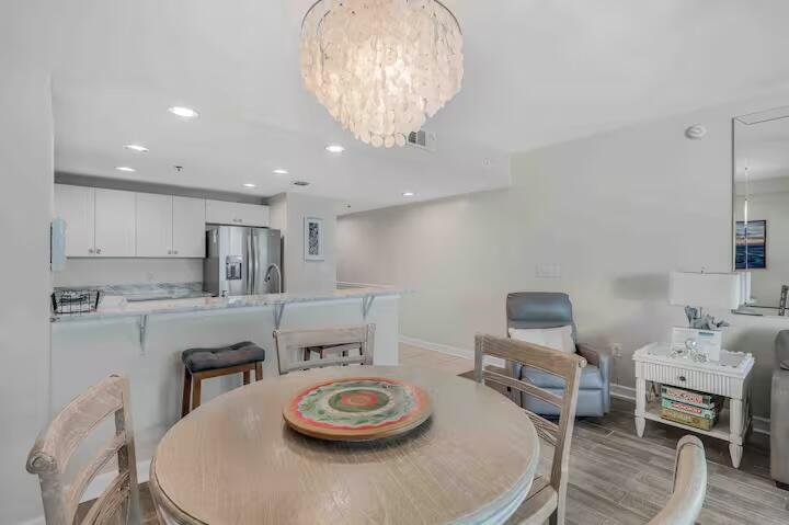 STERLING SHORES - Residential