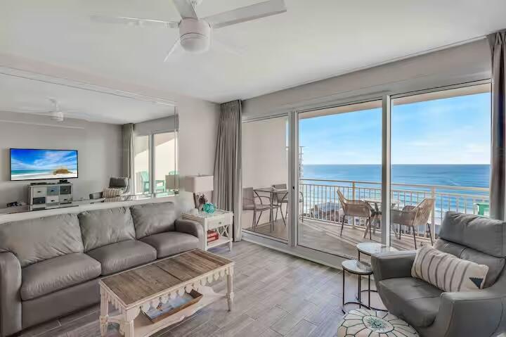 STERLING SHORES - Residential