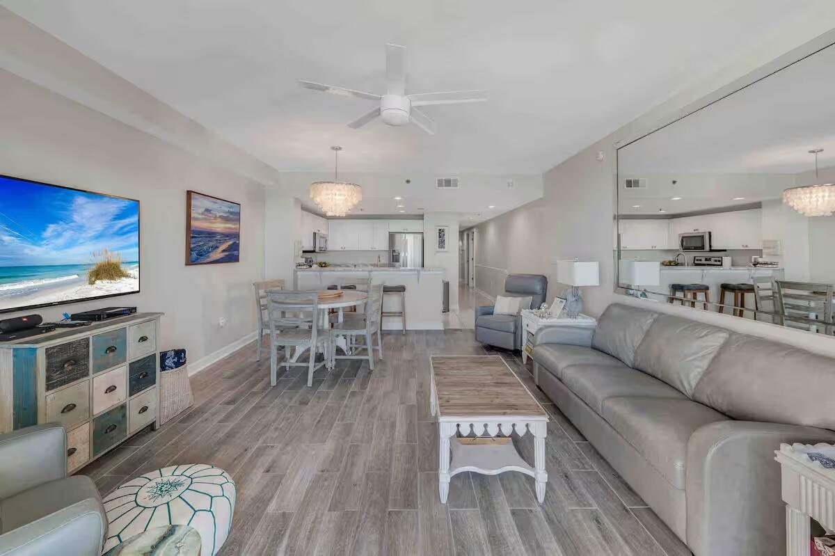 STERLING SHORES - Residential