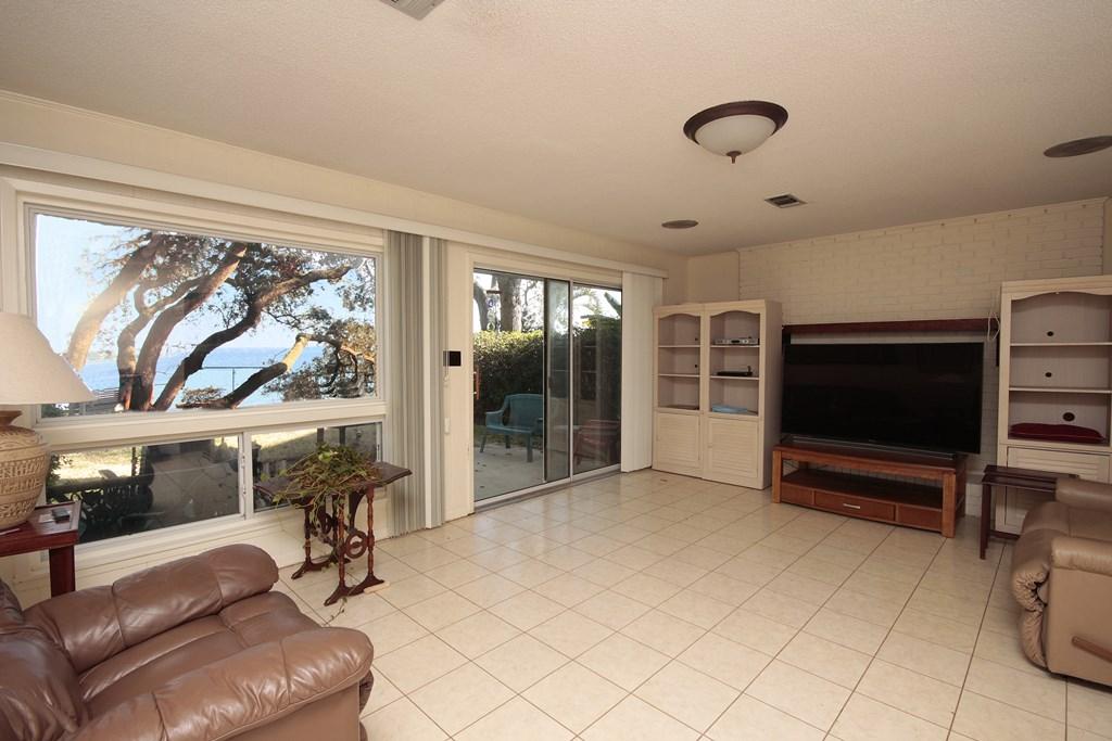 VALPARAISO SHORES - Residential