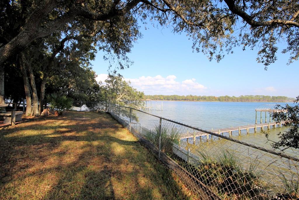 VALPARAISO SHORES - Residential