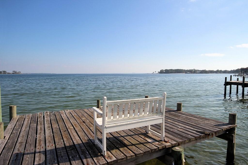 VALPARAISO SHORES - Residential