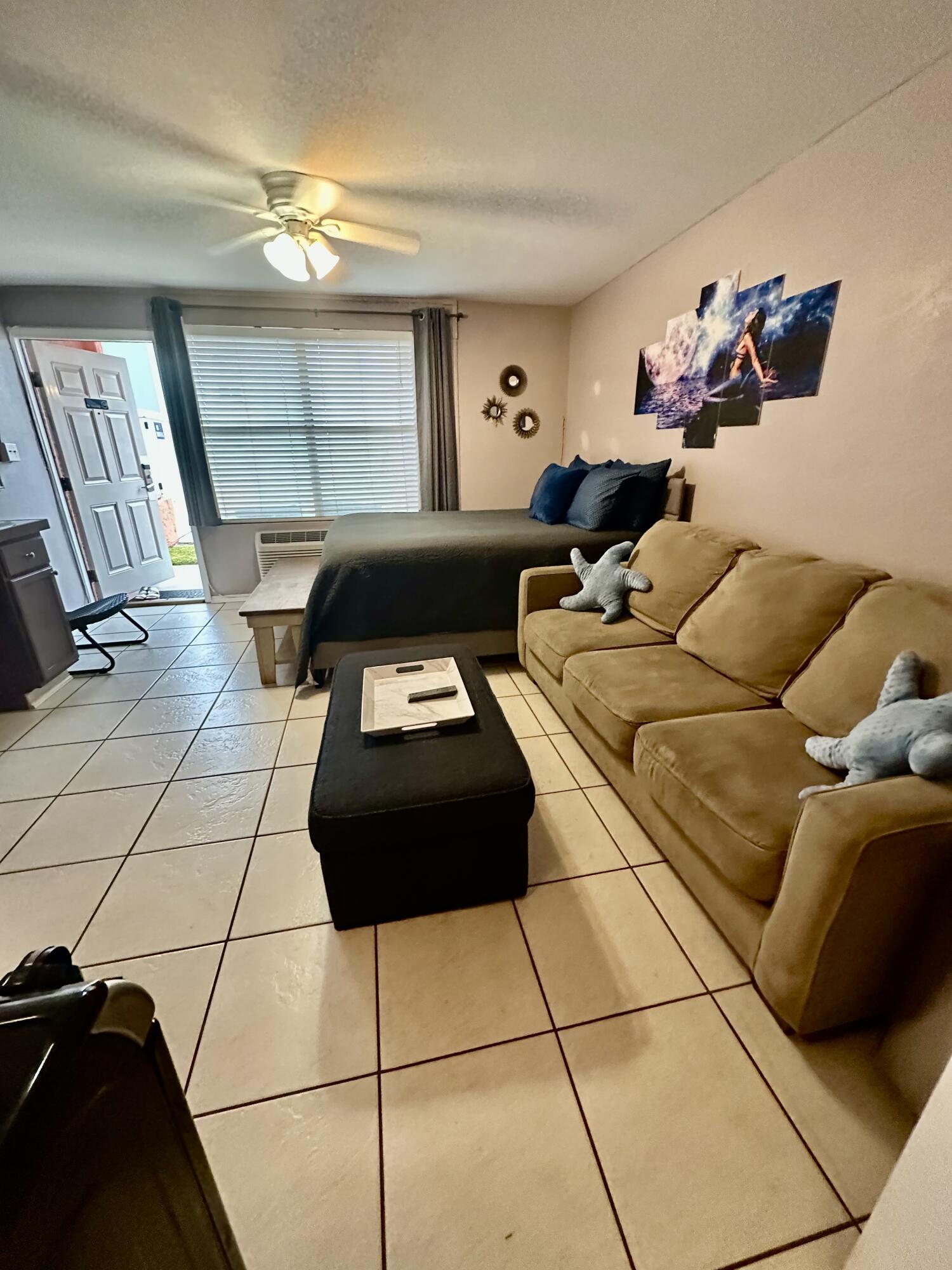 TROPICAL ISLE CONDO - Residential