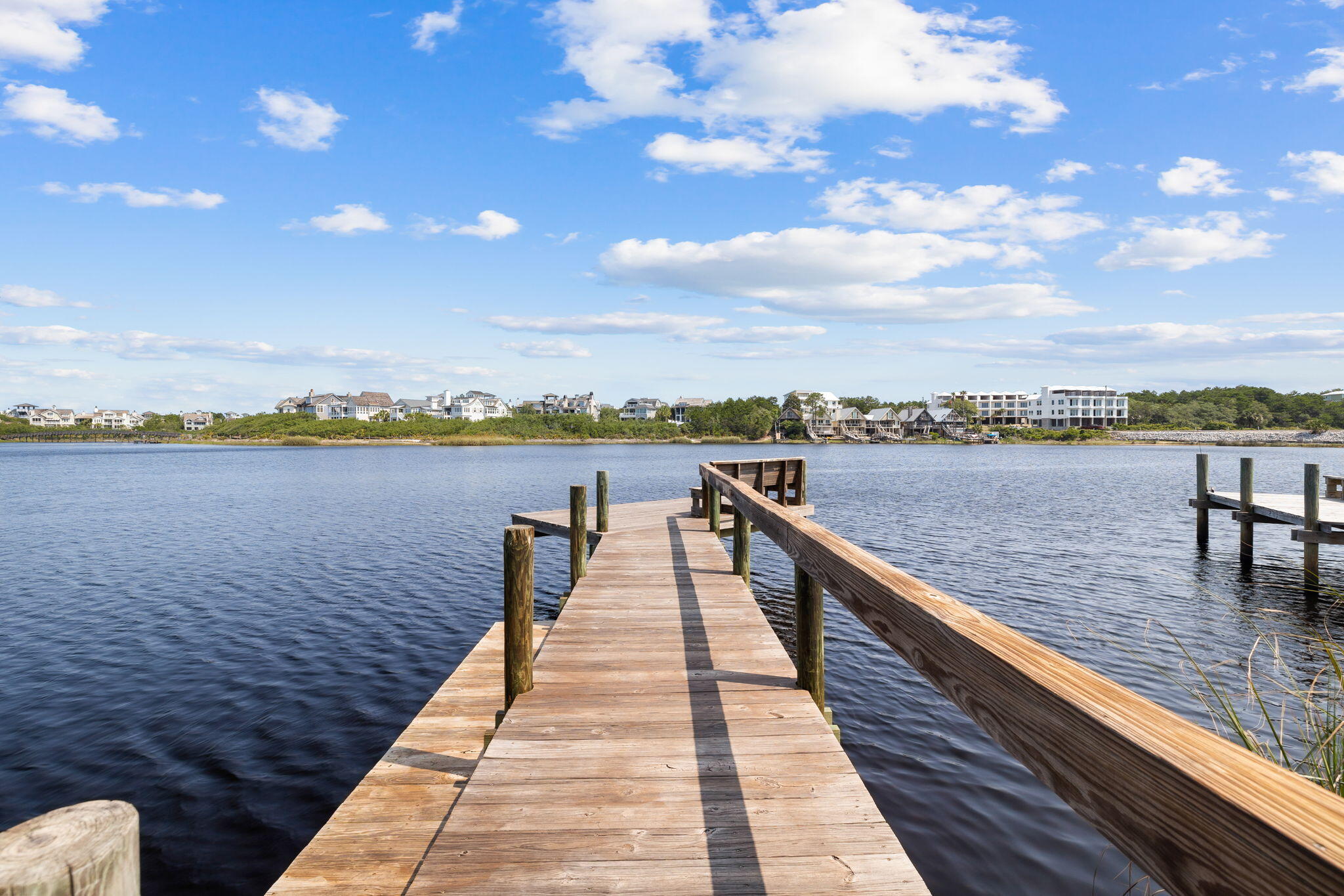 CAMP CREEK LAKE - Residential