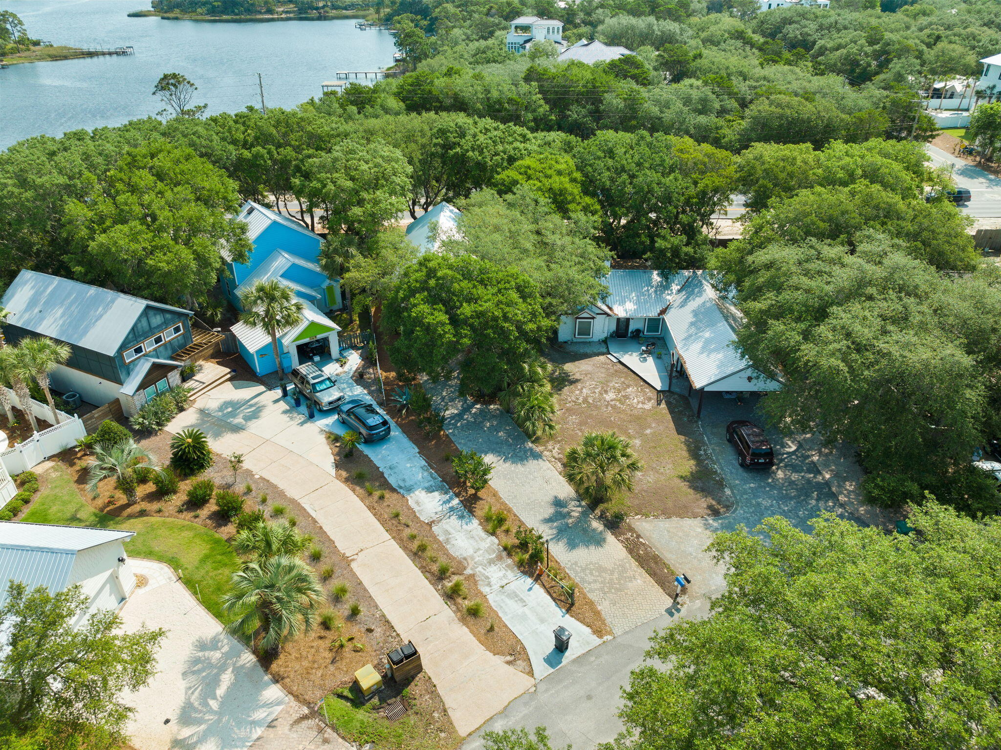 CAMP CREEK LAKE - Residential
