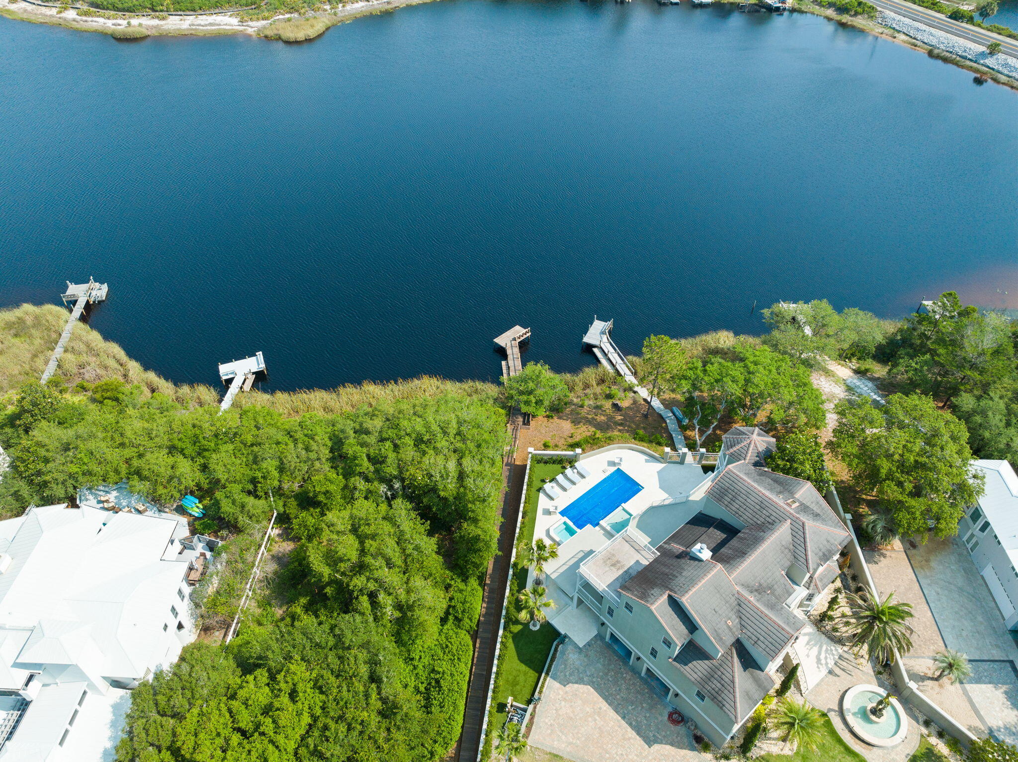 CAMP CREEK LAKE - Residential