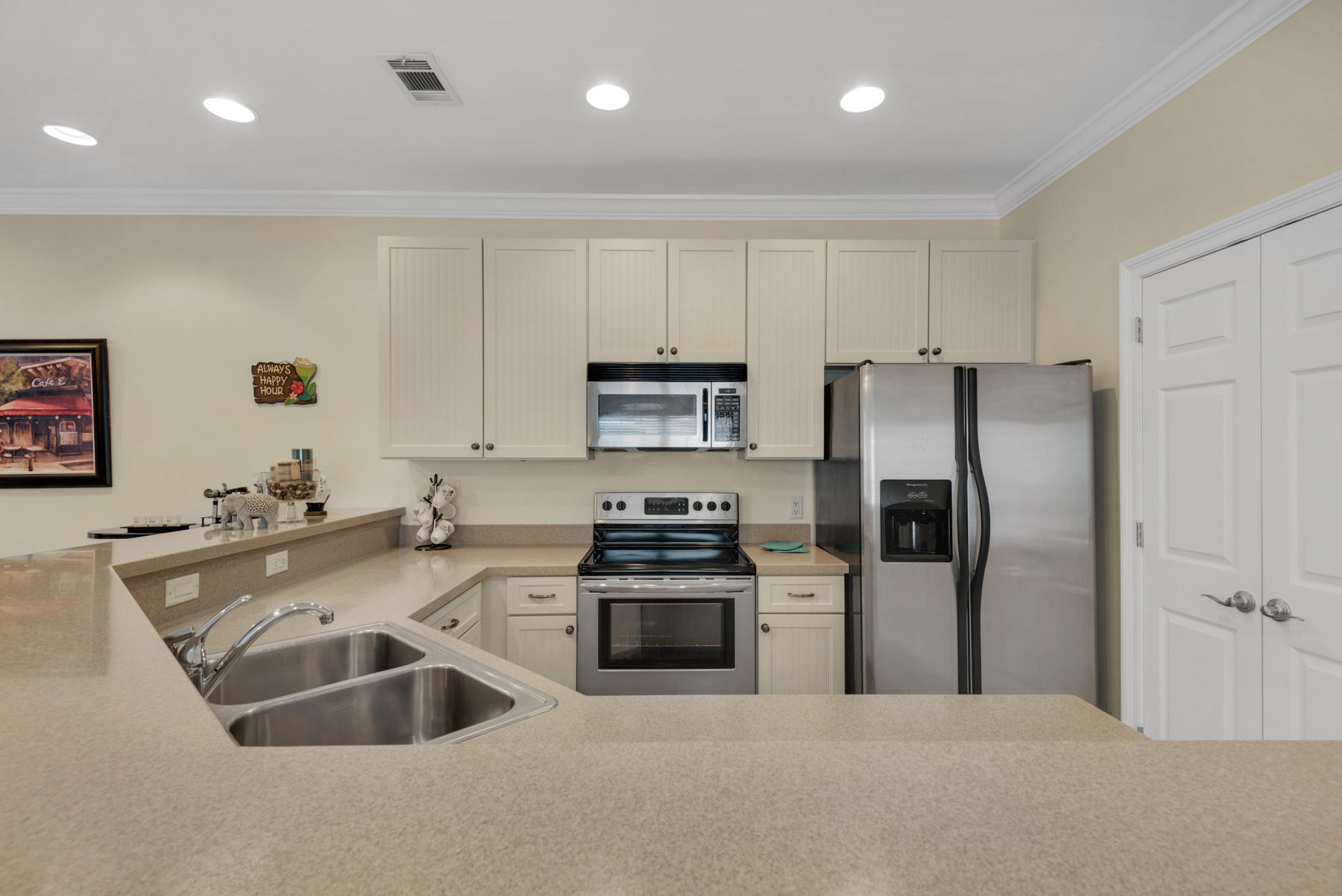 WALTON OAKS - Residential