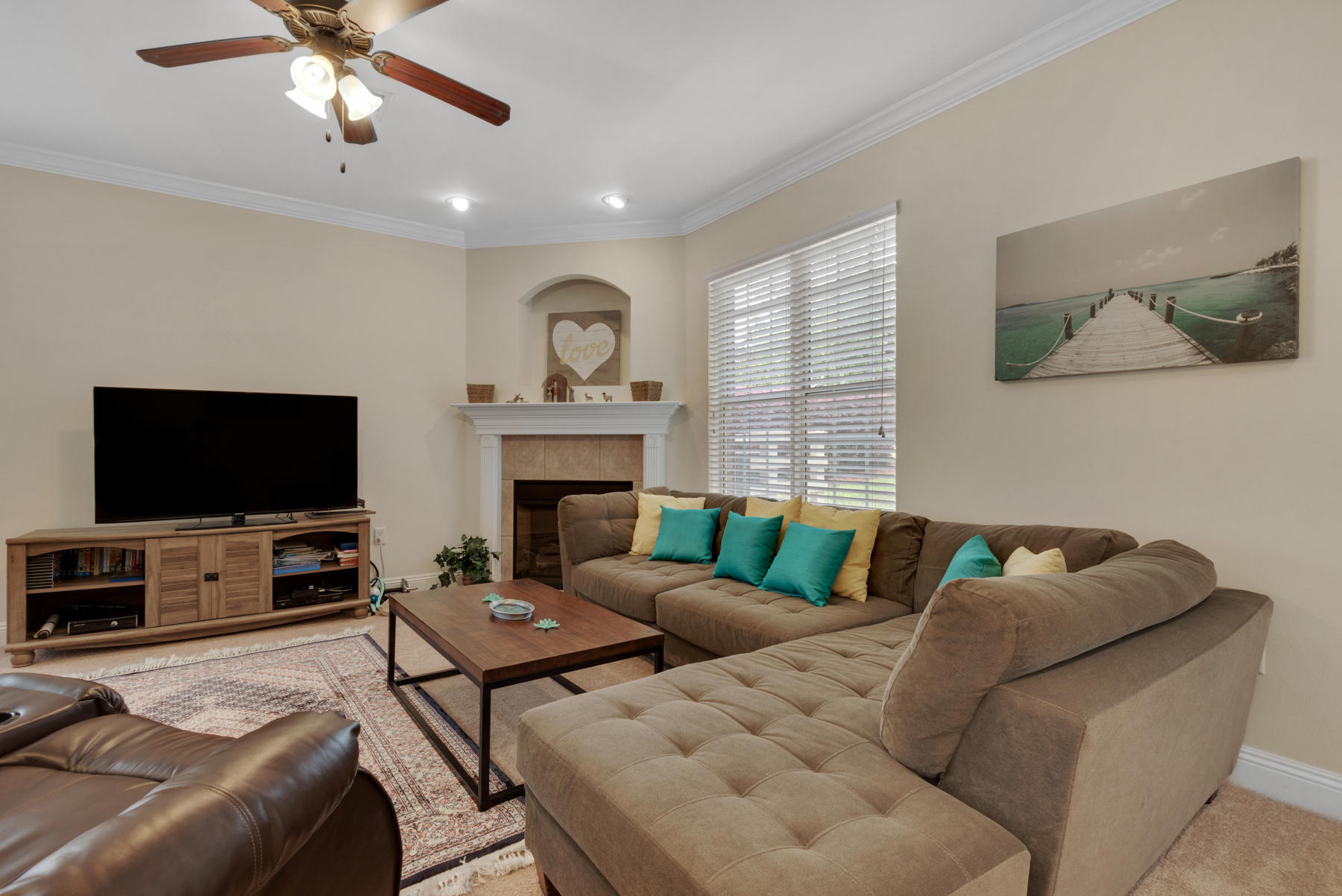 WALTON OAKS - Residential