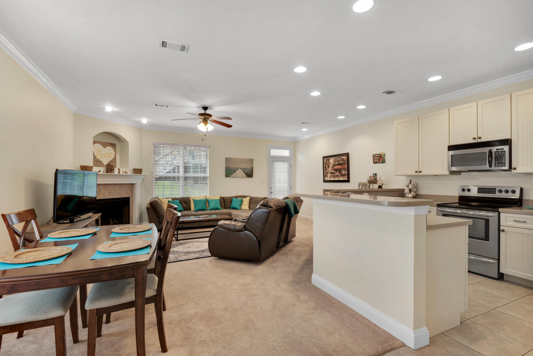 WALTON OAKS - Residential