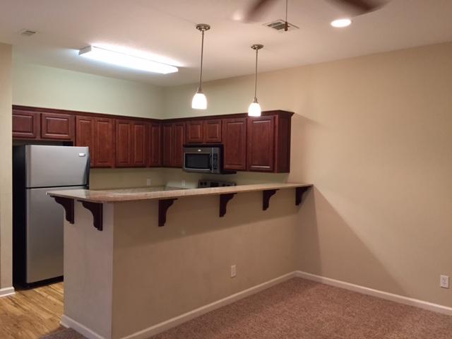 ARBOR LAKE PHASE 1 - Residential Lease