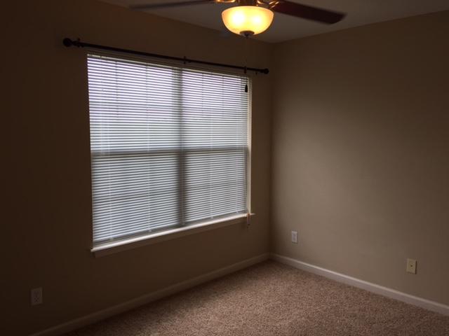 ARBOR LAKE PHASE 1 - Residential Lease