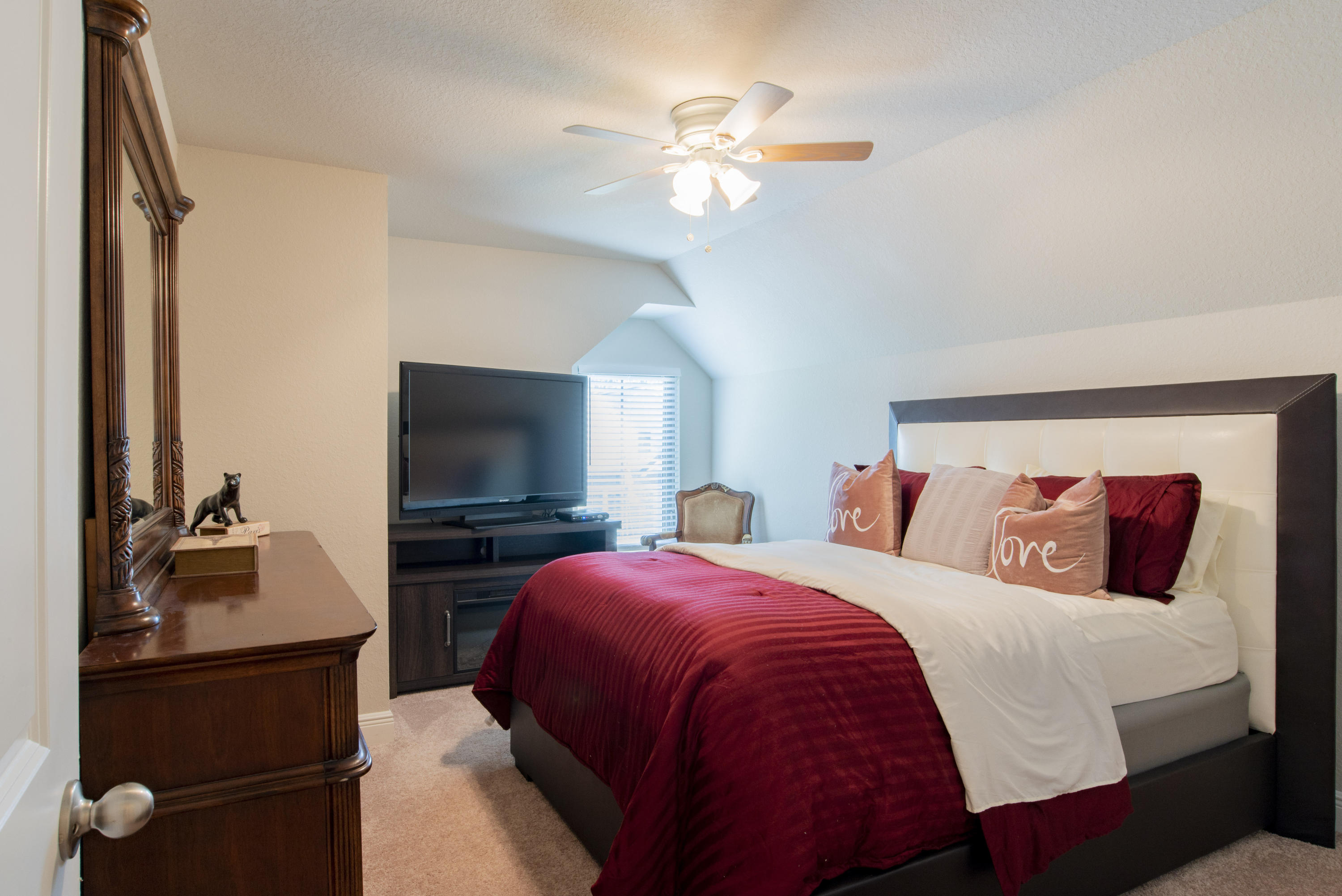 NONESUCH WAY - Residential