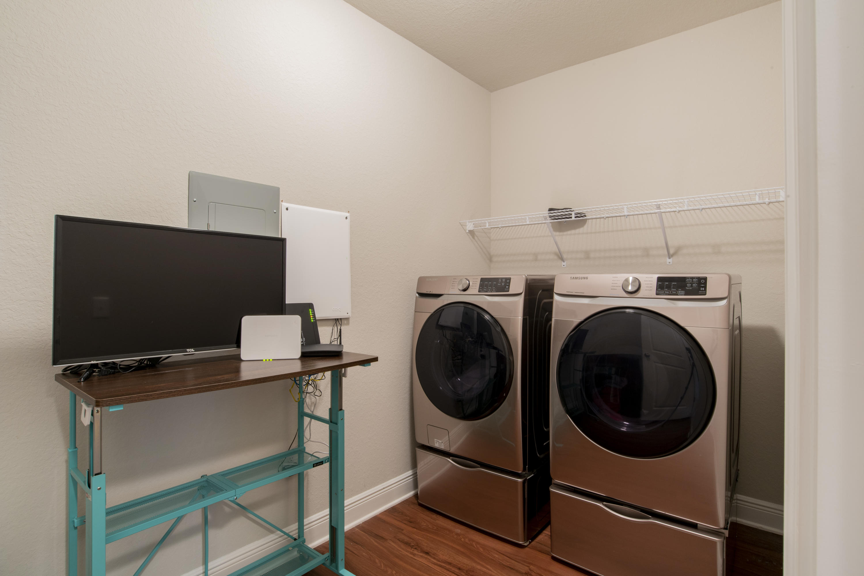 NONESUCH WAY - Residential