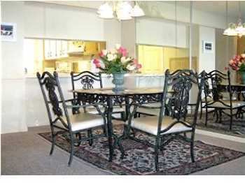 EL MATADOR CONDO - Residential