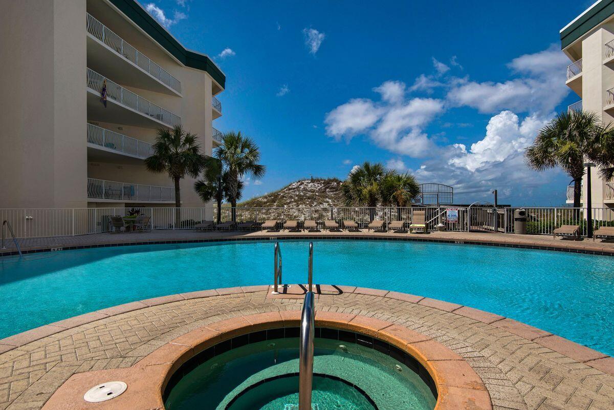 DUNES OF SEAGROVE - Residential