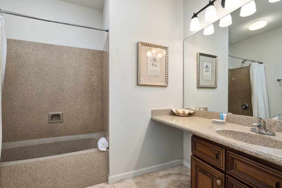 DUNES OF SEAGROVE - Residential