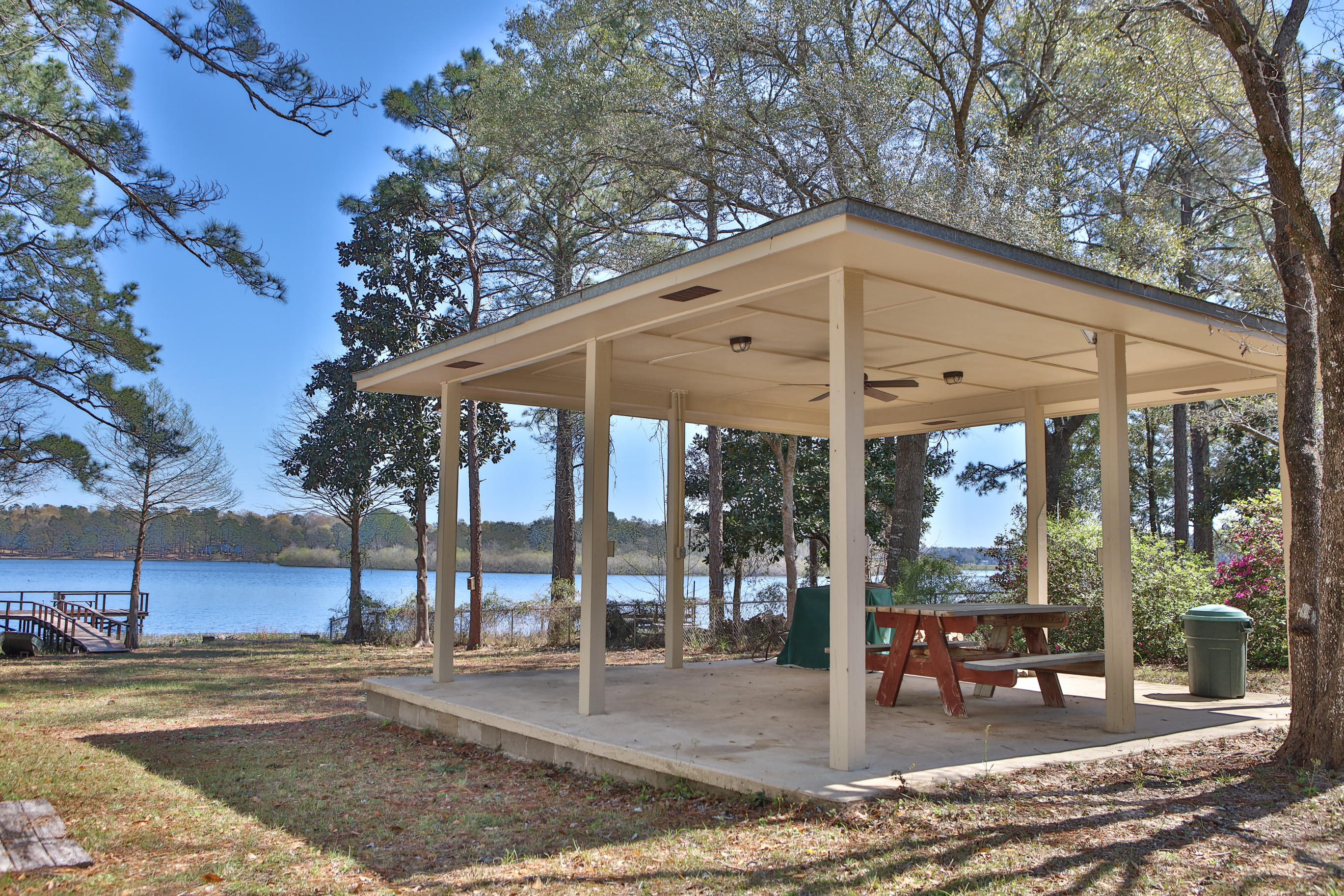 PIPERS LANDING - Residential