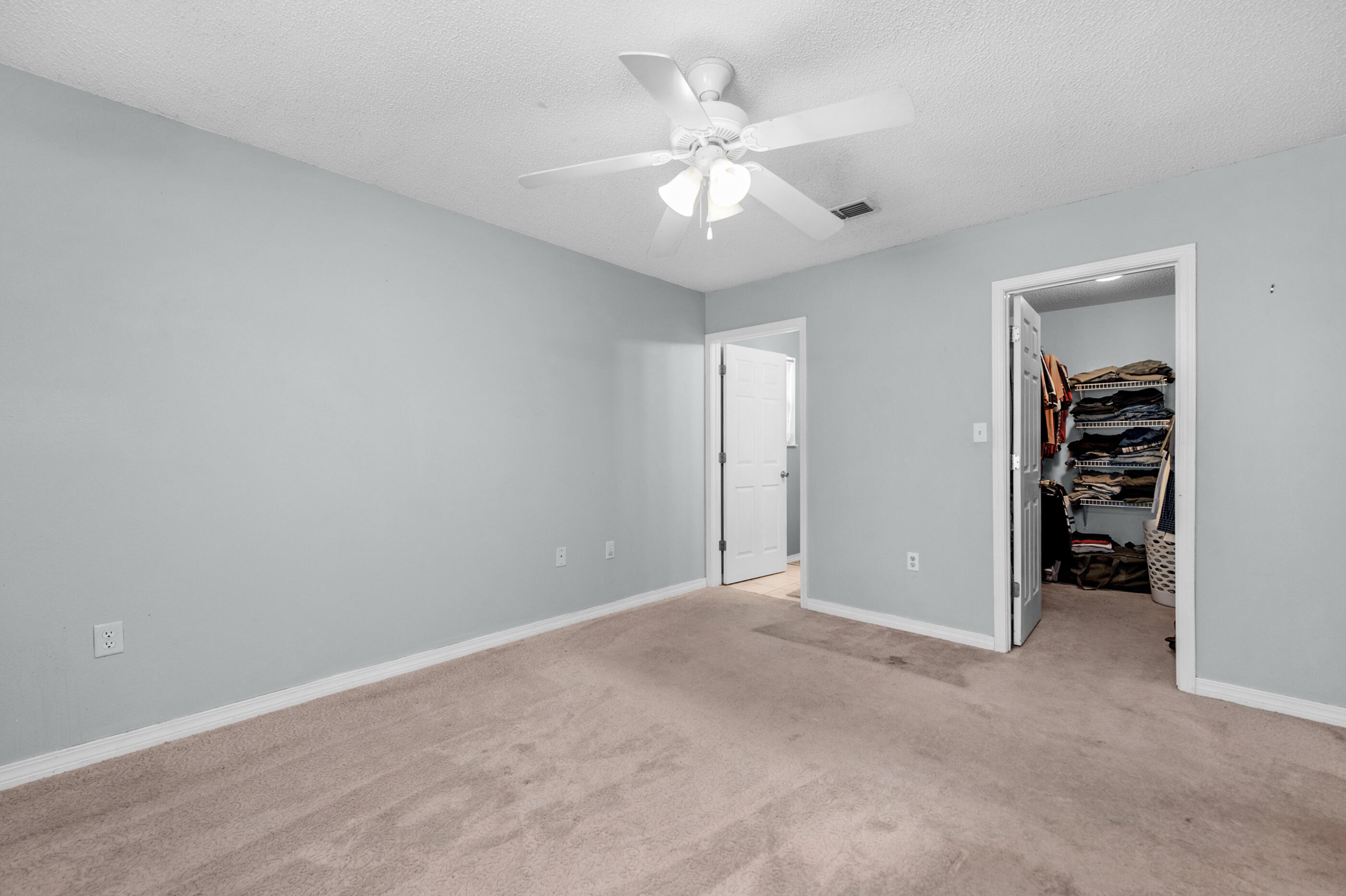 RIDGE CREST PH I - Residential