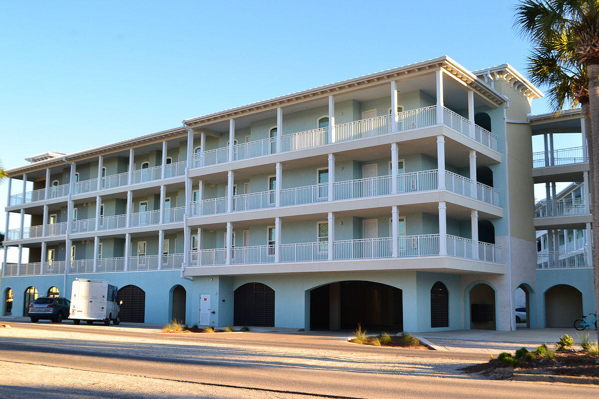 GULF PLACE RESIDENCES - Residential