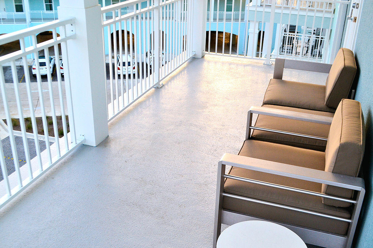 GULF PLACE RESIDENCES - Residential